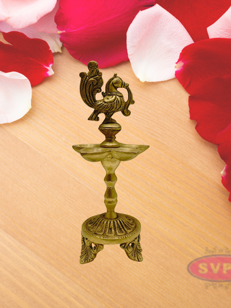 Brass Antique Finish 5 Wicks Annam Lamp
