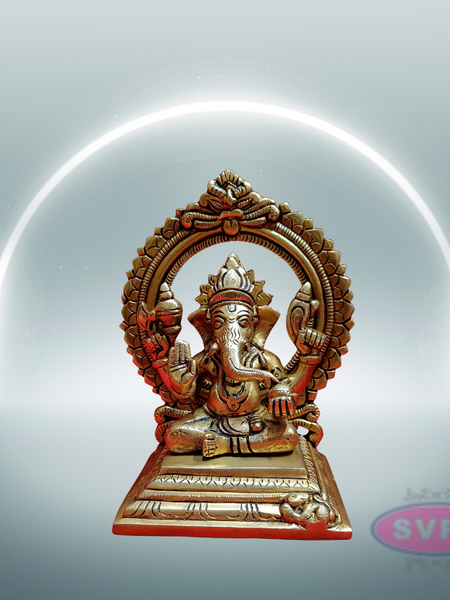 Brass Antique Ganesha In Prabhai / 7 Inches