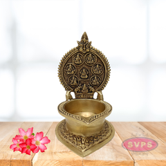 Brass Astalakshmi Vilakku / Diya / Deepam / 7 inches