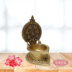 Brass Astalakshmi Vilakku / Diya / Deepam / 7 inches