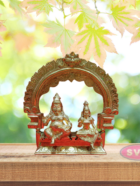 Panchalogam Kubera Lakshmi Statue / 7 Inches