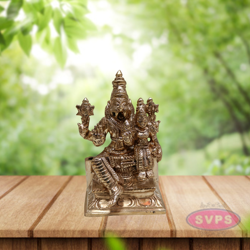 Panchaloham Narasimha Swamy With Lakshmi Idol