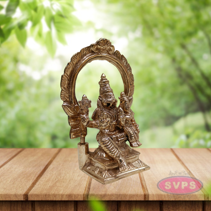 Panchaloham Narasimha Swamy With Lakshmi Idol