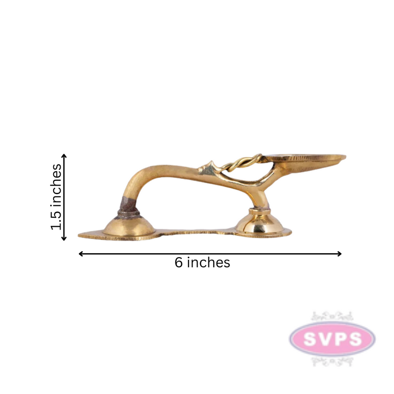 Traditional Brass Kodi Vilakku / Oil Lamp