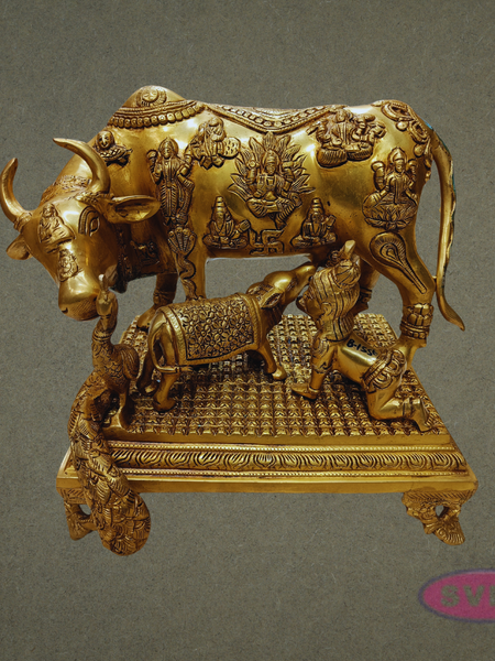Handcrafted Brass Kamadhenu Cow with Calf – Ashta Lakshmi Carved Divine Idol