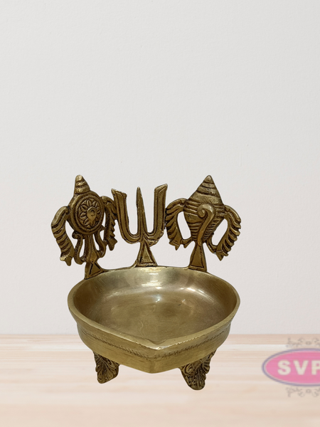 Brass Tiruman Shankh Chakra Lamp For Puja
