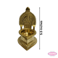 Brass Kamakshi Amman Vilakku / Deepam – Traditional Goddess Lakshmi Pooja Oil Lamp