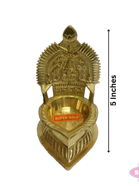 Brass Lakshmi Diya / Vilakku – 5 Inch Pooja Lamp for Festivals & Daily Worship