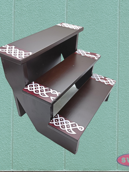 Wooden Step Deity Stand With Gap - 2 Variants