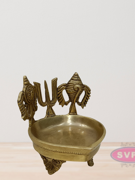 Brass Tiruman Shankh Chakra Lamp For Puja
