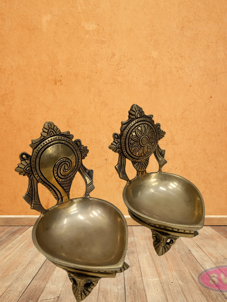Brass Sankh Chakra Diya For Puja And Decor