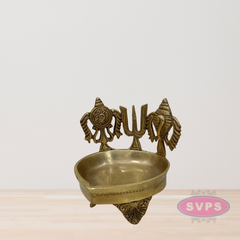 Brass Tiruman Shankh Chakra Lamp For Puja