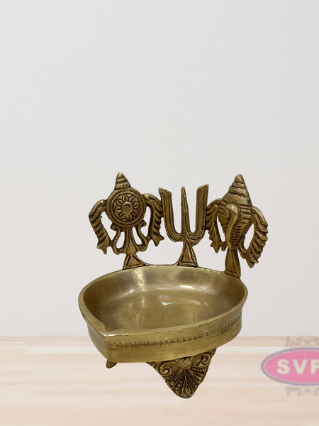 Brass Tiruman Shankh Chakra Lamp For Puja