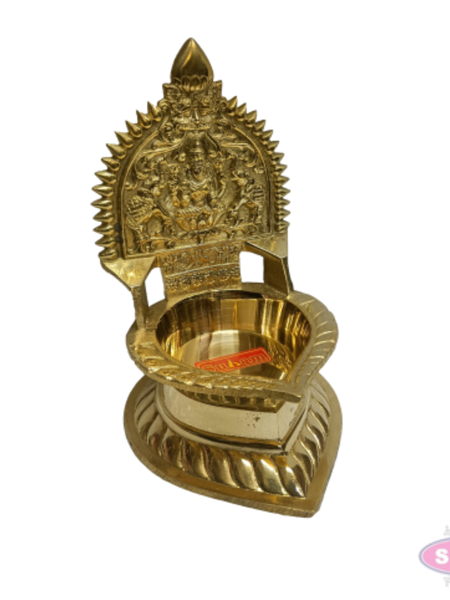 Brass Lakshmi Deepam / Vilakku – 7 Inch Traditional Goddess Lakshmi Oil Lamp for Pooja Room & Temple