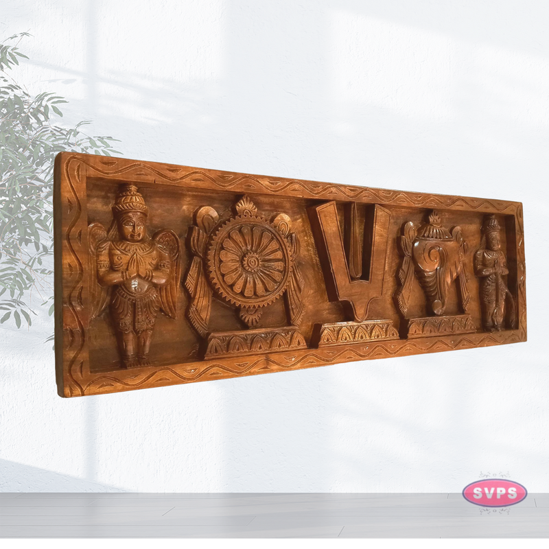 Wooden Carving Thenkalai Tiruman Wall Hanging