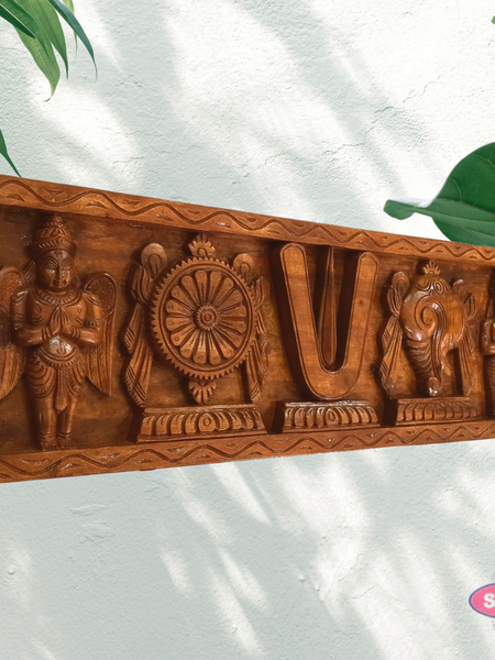Wooden Carving Vadakalai Tiruman