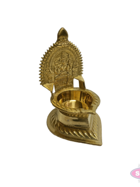 Brass Kamakshi Amman Vilakku / Deepam – Traditional Goddess Lakshmi Pooja Oil Lamp