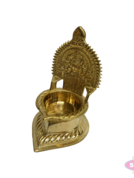 Brass Kamakshi Amman Vilakku / Deepam – Traditional Goddess Lakshmi Pooja Oil Lamp