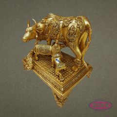 Handcrafted Brass Kamadhenu Cow with Calf – Ashta Lakshmi Carved Divine Idol