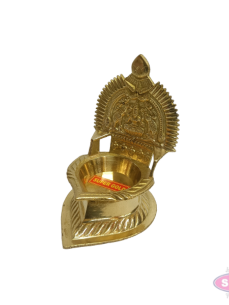 Brass Lakshmi Diya / Vilakku – 5 Inch Pooja Lamp for Festivals & Daily Worship
