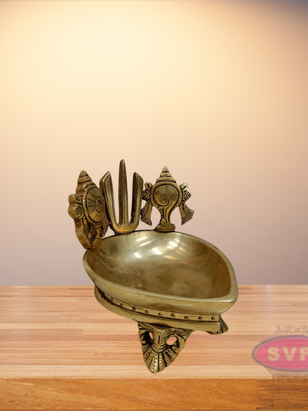 Brass Tiruman Shankh Chakra Lamp For Pooja