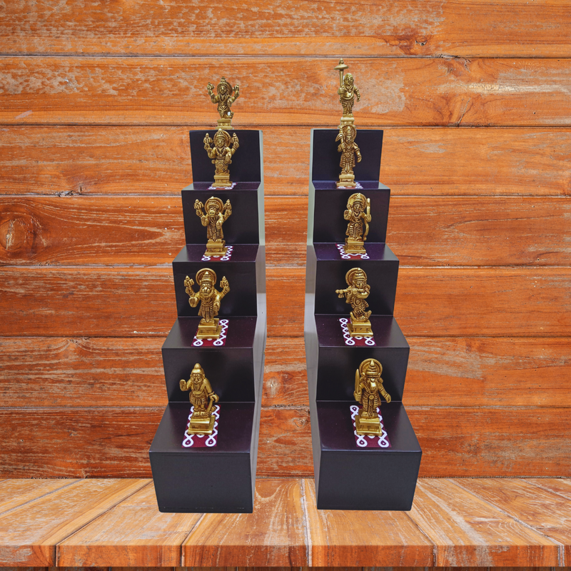 Wooden 5 Lamp Stand With Brass Dasavatharam Idol