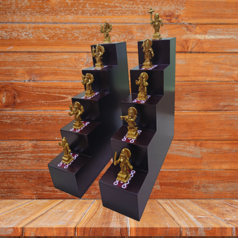 Wooden 5 Lamp Stand With Brass Dasavatharam Idol