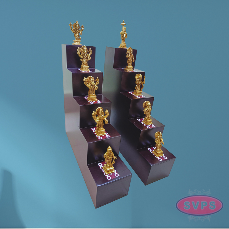Wooden 5 Lamp Stand With Brass Dasavatharam Idol