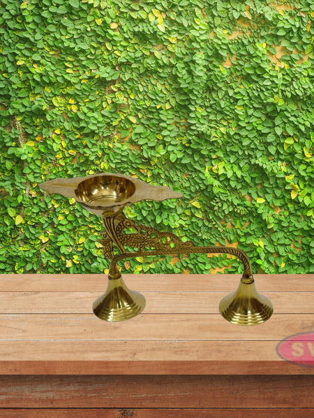 Brass Aarti Diya With Handle