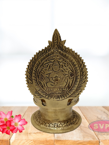 Brass Astalakshmi Vilakku / Diya / Deepam / 7 inches