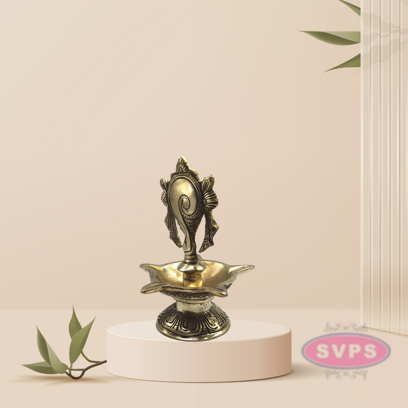 Brass Five Face Shanku Chakra Lamp / Diya Set