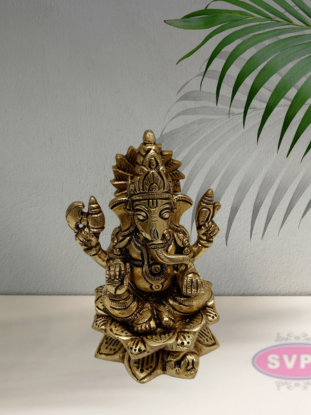 Brass Ganesha on Lotus / Showpiece