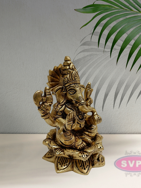 Brass Ganesha on Lotus / Showpiece