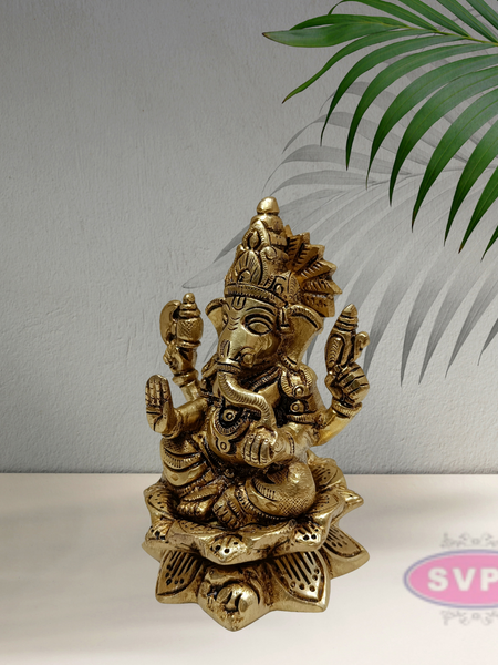 Brass Ganesha on Lotus / Showpiece
