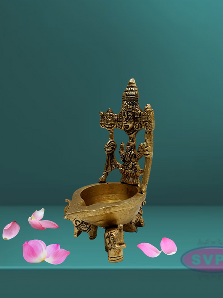 Brass Perumal Lakshmi With Elephant Base Diya / Villaku