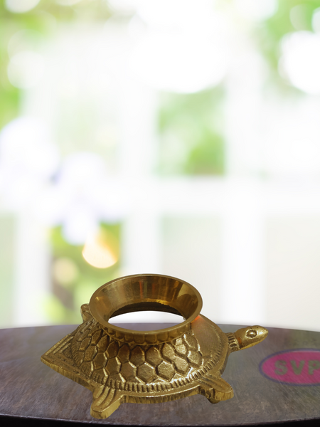 Brass Shankh Stand Tortoise Design / Home Vastu Pooja