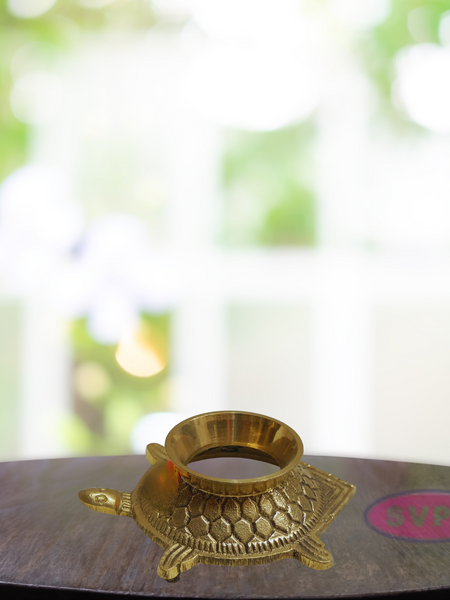 Brass Shankh Stand Tortoise Design / Home Vastu Pooja