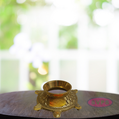 Brass Shankh Stand Tortoise Design / Home Vastu Pooja