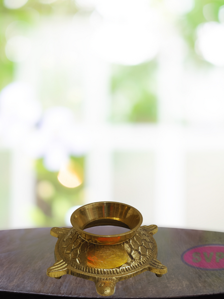 Brass Shankh Stand Tortoise Design / Home Vastu Pooja