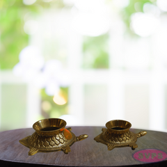 Brass Shankh Stand Tortoise Design / Home Vastu Pooja