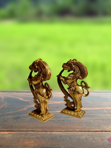 Brass Yalli Set / 4.5 Inches/Home Decor