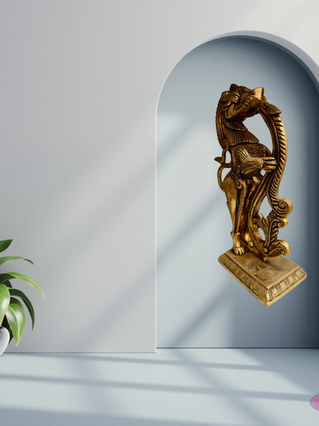 Brass Yalli / 9 inches/Home Decor