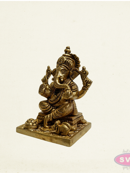 Brass Lord Ganesha Idol – Traditional Hindu Brass Statue