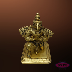 Brass Garuda Idol in Anjali Mudra – Traditional Vishnu Vahana Statue