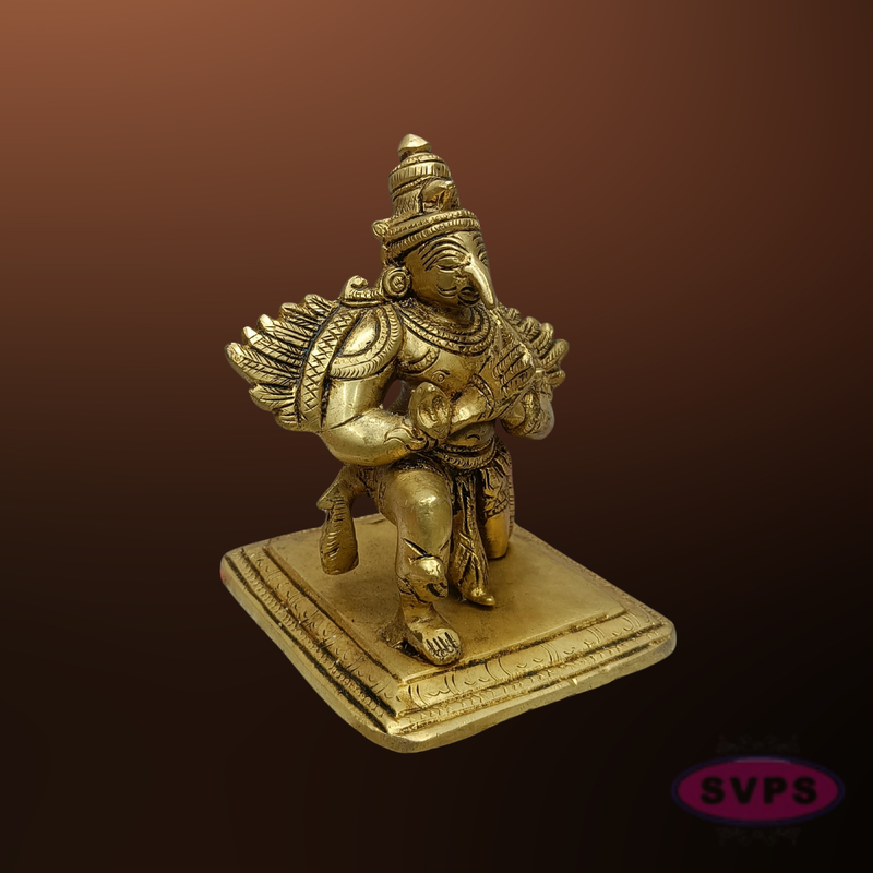 Brass Garuda Idol in Anjali Mudra – Traditional Vishnu Vahana Statue