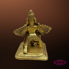 Brass Garuda Idol in Anjali Mudra – Traditional Vishnu Vahana Statue