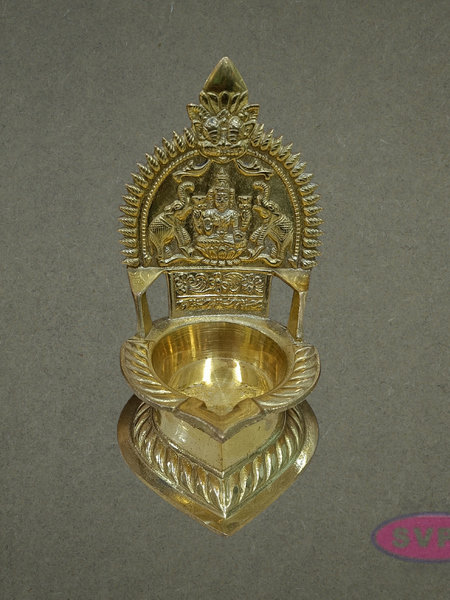 Brass Gaja Lakshmi Deepam – Traditional Pooja Oil Lamp