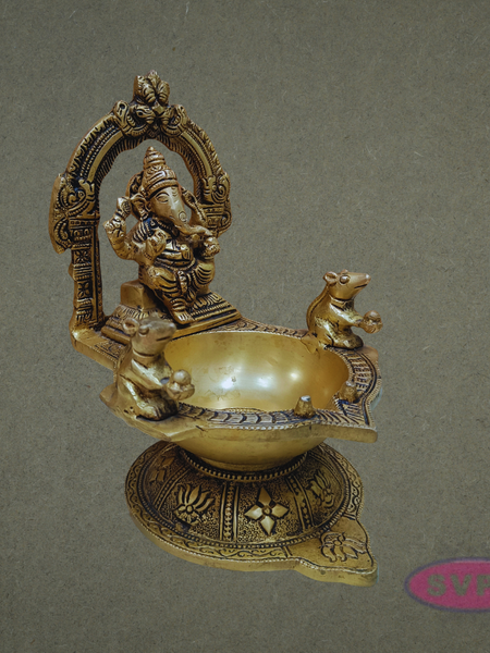 Antique Finish Brass Vinayagar Deepam – Home & Temple Use