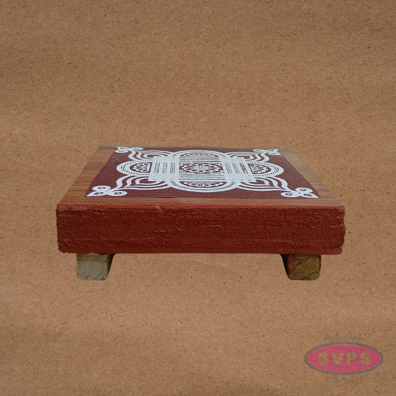 Auspicious Wooden Manai / Chowki for Pooja & Idol Placement