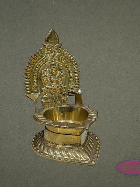 Goddess Kamakshi Brass Vilakku – Temple Style Deepam